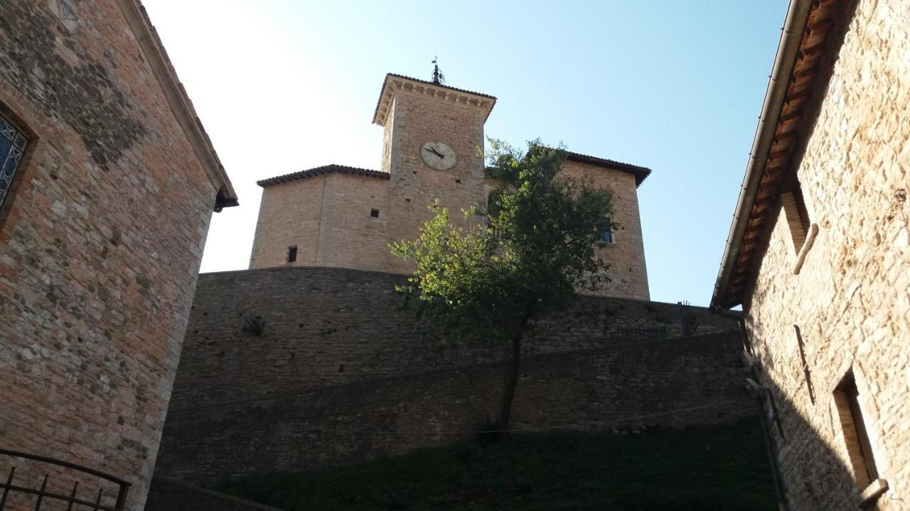 Albergo Montenerone Piobbico 外观 照片