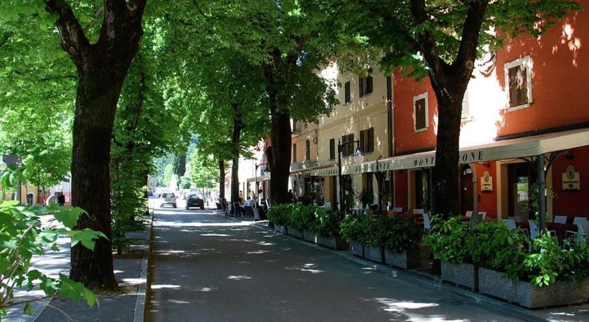 Albergo Montenerone Piobbico 外观 照片